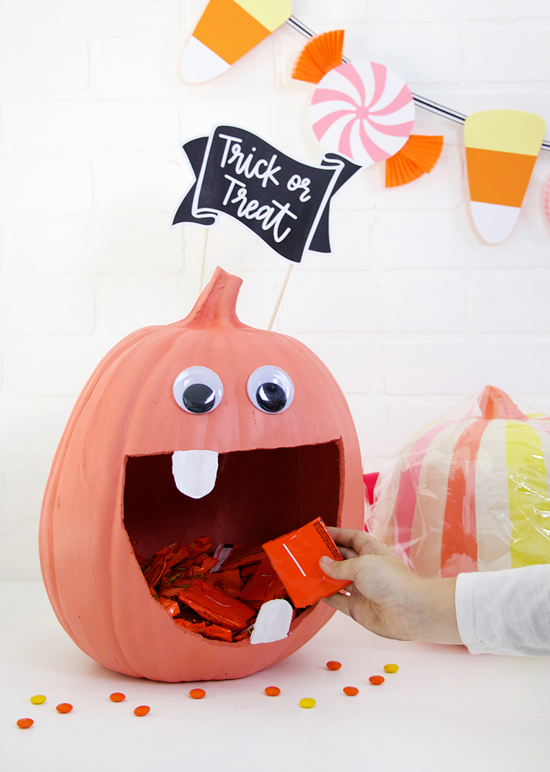 10 Creative DIY Halloween Decorations Resin Crafts