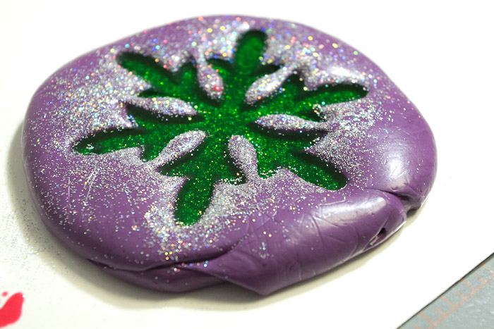Snowflake mold and castings - trying a glittered green resin snowflake