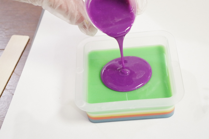 Layering Resin - DIY Pencil Holder- pouring purple resin