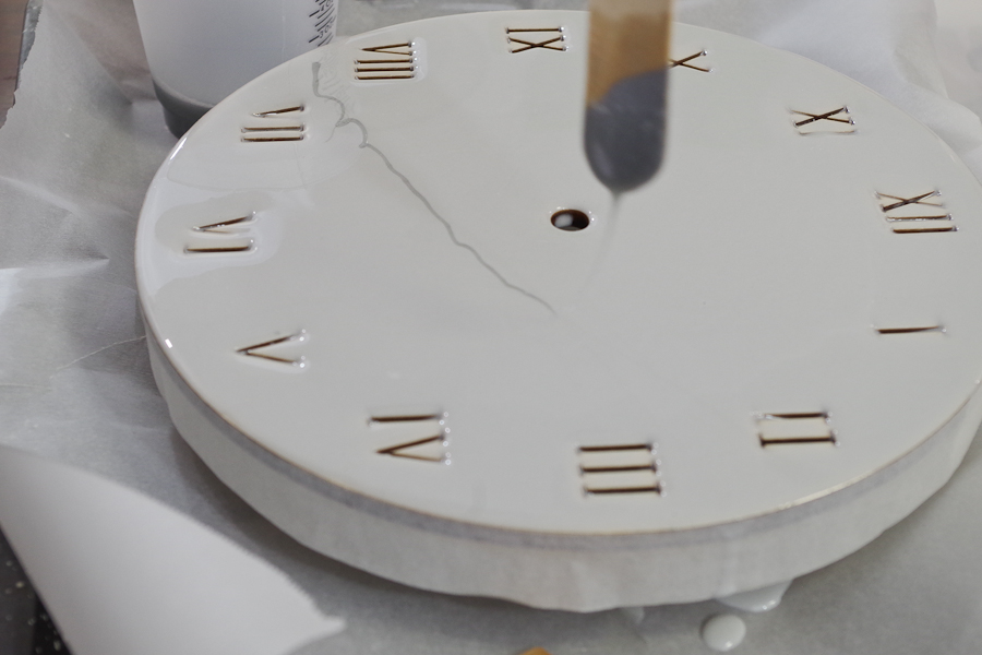 Wood and Resin Clock- use mixing stick to drip lines of silver and black