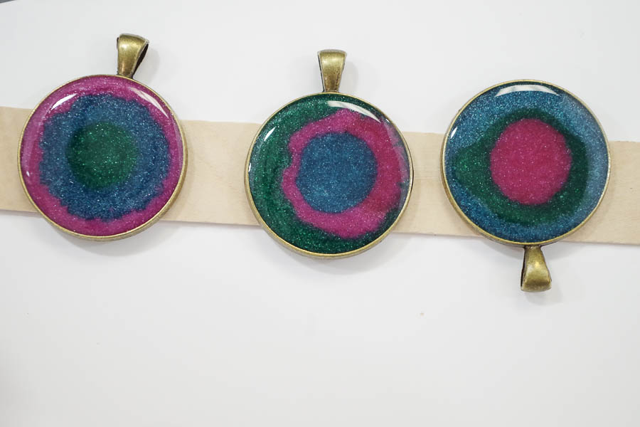 Sparkling Dripped Resin Pendants - finished pendants 