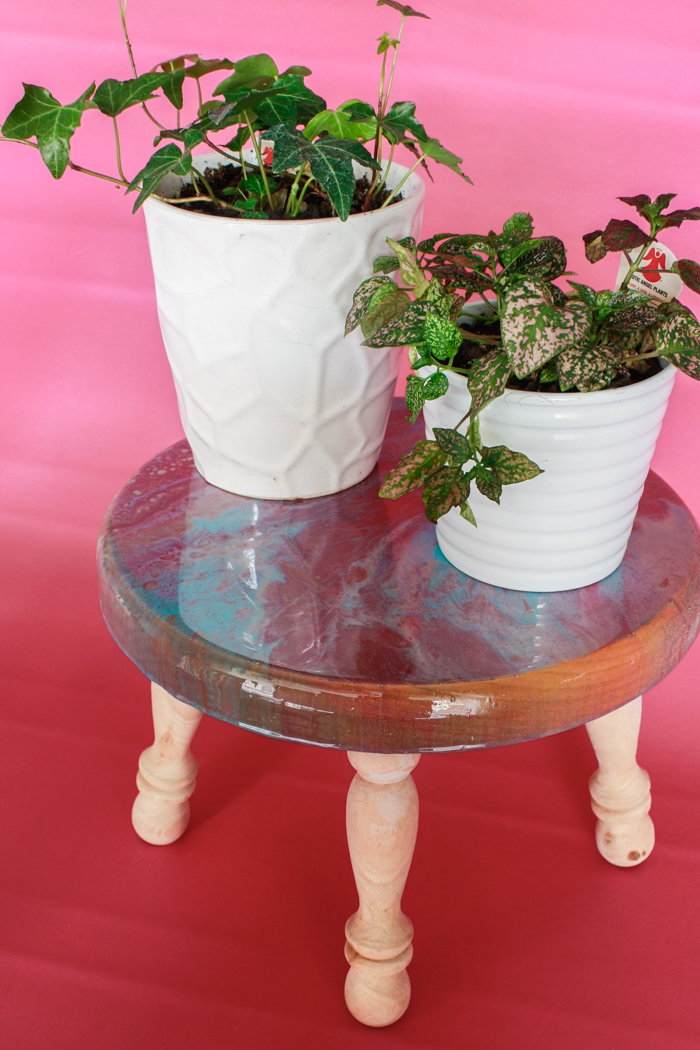 Create a beautiful plant stand using the poured resin technique!