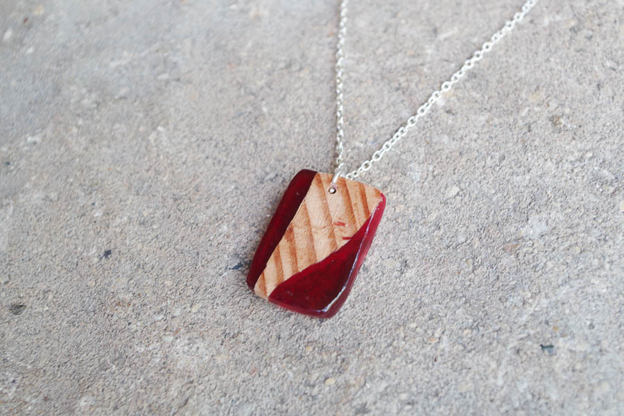 DIY Wood and Resin Necklaces red square final