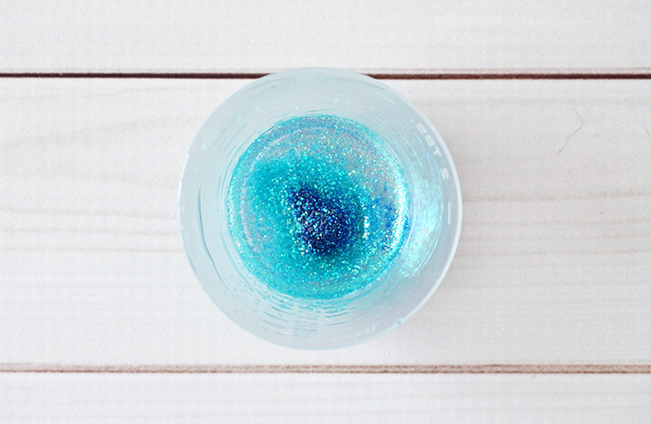 Mixing Resin with Blue Dye and Glitter