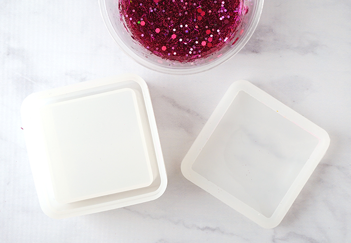 Mixed resin with trinket box molds