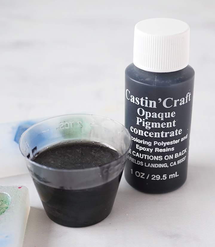 Resin Mixture with Black Opaque Pigment Bottle