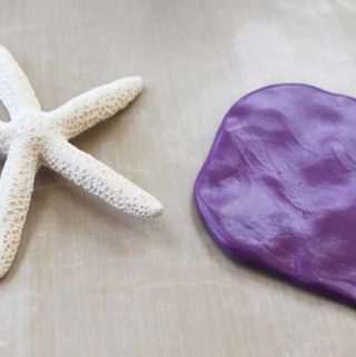 making bath bombs in a starfish shape-003