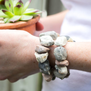 Learn how to make this DIY faux stone jewelry, the perfect accessory for any boho-inspired outfit!