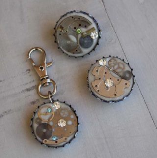 resin crafts blog fathers day craft keychain and tie tack magnet steampunk (1)