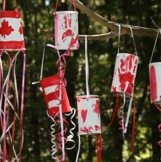 DIY crafts for canada day | DIY Windsock for Kids | Windsock Craft | Resin Crafts | Canada Day projects | Resin DIY | Resin Decor | Canada Day project | Canada Day celebration | Party ideas for Canada Day | Canada Day Decor