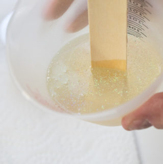 Layering Resin to make paperweight- resin filled with glitter