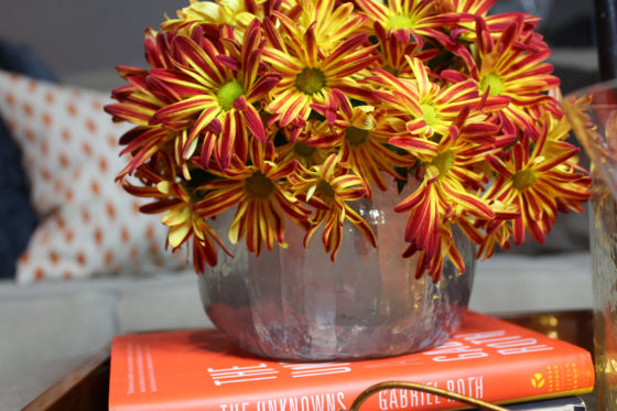 Mini Resin Pumpkin Vase – Perfect for Small Fall Stems