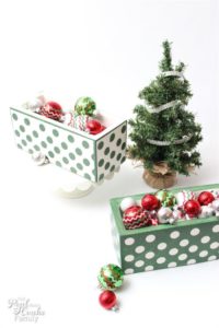 Resin Crafts Blog | DIY Crafts | DIY Decor | Holiday Decor | Easy Christmas Decor | DIY Christmas Decor |