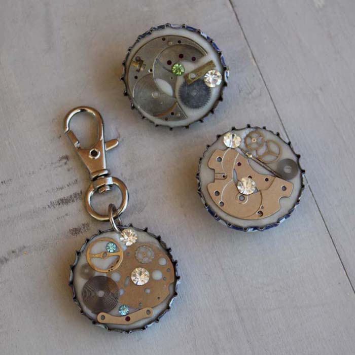 Resin Crafts Blog | DIY Jewelry | DIY Gift Options | DIY Christmas Gifts | Easy Gifts | DIY Holiday | via @resincraftsblog