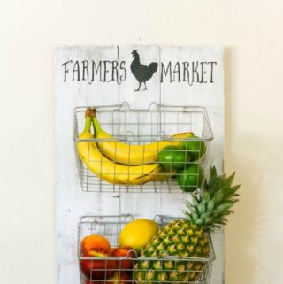DIY-Farmhouse-Produce-Rack