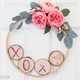 valentines-day-hoop-wreath-4821