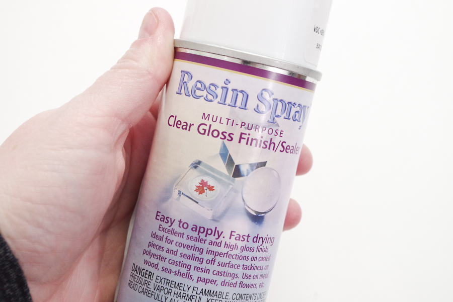 Resin Glitter Rings- optional spray with resin spray to give shiny finish via @resincraftsblog