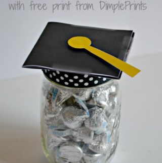mason-jar-grad-hat-gift-with-free-print-from-dimpleprints-and-the-cards-we-drew