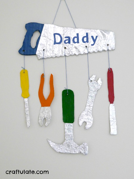 Handmade Father's Day Gifts Kids Can Make - Resin Crafts