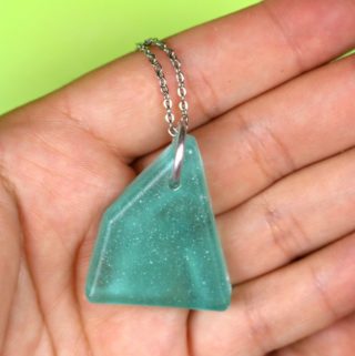 How to Make Sea Glass Inspired Jewelry from Resin SM