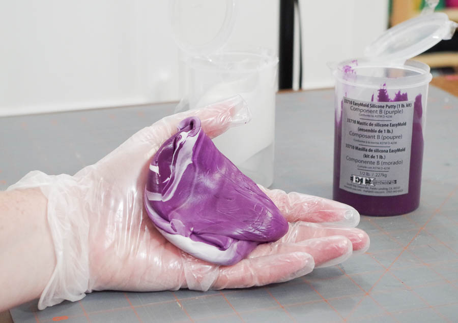 DIY Epoxy Replacement Game Piece - EasyMold Silicone Putty mixing via @resincraftsblog