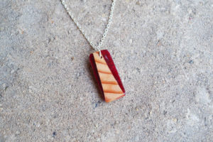 DIY Wood and Resin Necklaces red rectangle final