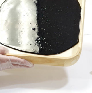 Happy New Year Glitter Resin Tray- tip tray to spread resin across entire tray