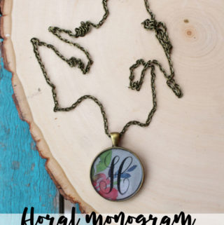 resin crafts blog monogram initial necklace pendant (1)