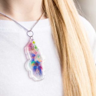 DIY-resin-feather-pendants-8644-2-smaller