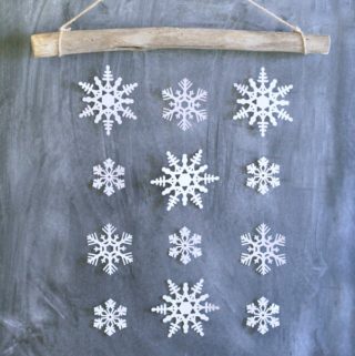 Snowflake-Wall-Hanging-3