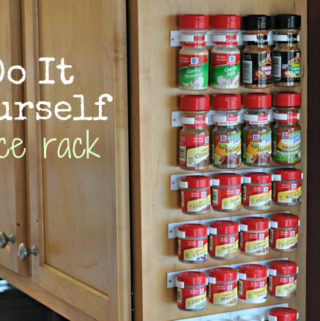 do-it-yourself-spice-rack