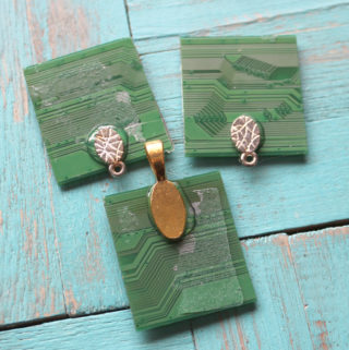 motherboard jewelry resin crafts blog (1)