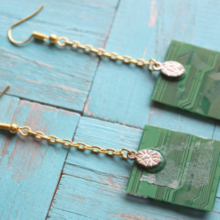 motherboard jewelry resin crafts blog (2)