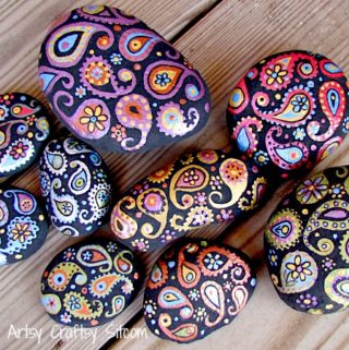 paisley-painted-stones5
