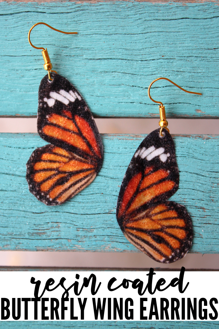 Make a pair of faux Monarch wing earrings for the perfect Spring accessories.  Simple resin craft using Envirotex Lite and faux butterfly wings!  #resin #resincrafts #resincraftsblog #butterflywings via @resincraftsblog