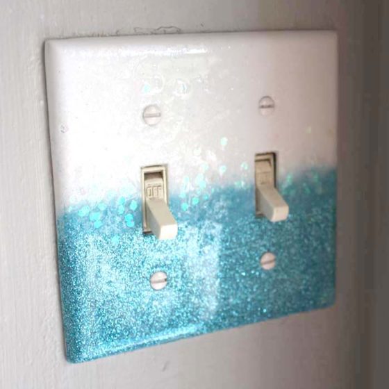 Glittered Resin Switch Plate DIY - Resin Crafts Blog