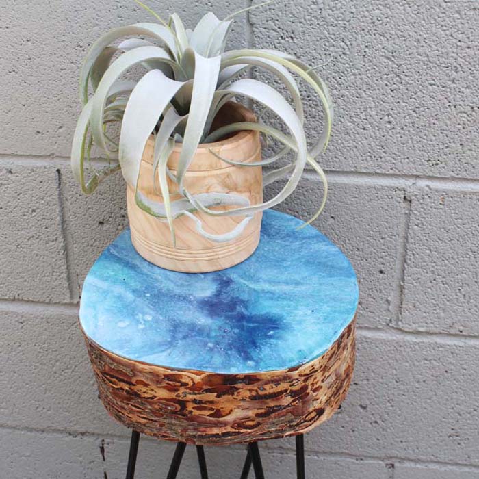 Paint and Resin Pouring Projects We Love - Resin Crafts