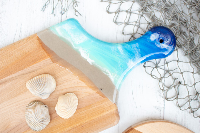Coastal-inspired Wooden Cutting Boards with Resin