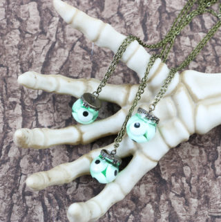 DIY Halloween Eyeball Necklace - Resin Crafts Blog
