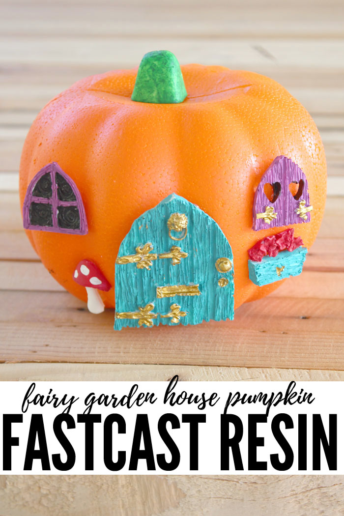 Put a new twist on fairy gardens with this little pumpkin house, made with FastCast resin. #resincrafts #resincraftsblog #resin #diy via @resincraftsblog