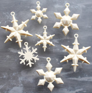 Resin snowflake fastcast frozen necklaces ornaments diy (3)