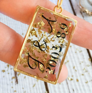 Faux inscribed key chain with jewelry resin-9034