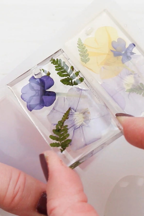 Satisfying Resin Demolding Video - Resin Crafts Blog