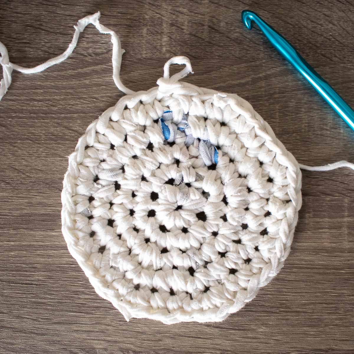 DIY Crochet Heat Pad with Fiber-Lok Non-Skid Backing - Resin Crafts Blog