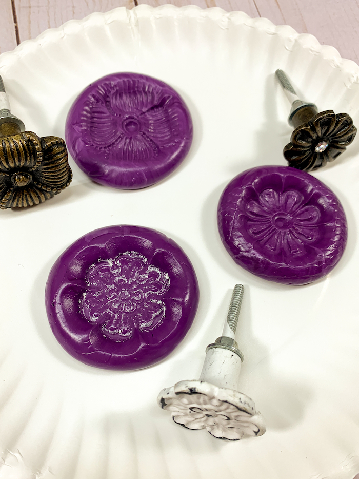 EasyMold silicone putty lets you make a mold of any object!