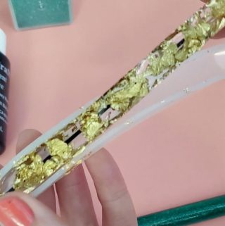 remove pen from resin mold