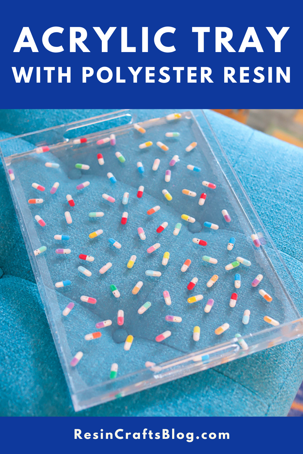 Use Polyester resin to create a crystal clear finish for embedded objects in an acrylic tray! #resincrafts #polyesterresin via @resincraftsblog