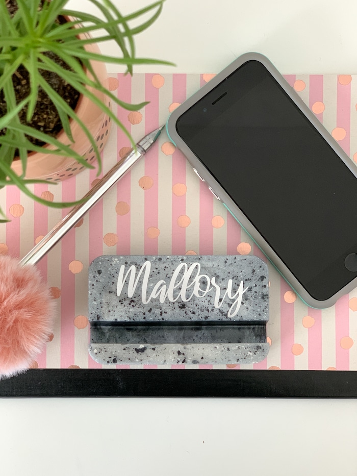 Make a DIY phone stand with EasyCast resin, and personalize it with vinyl or letter stickers.