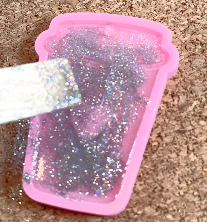 Adding Glitter to Resin in a Mold