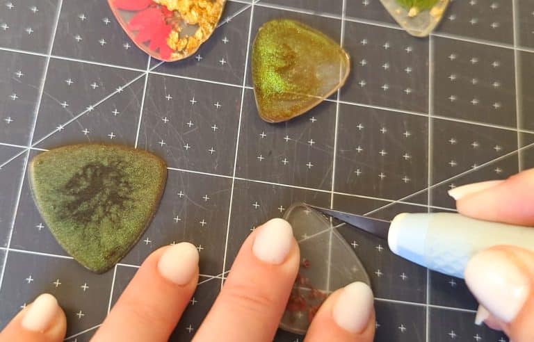 Resin Guitar Picks Tutorial - Resin Crafts Blog